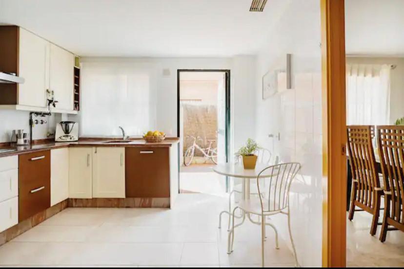 2 La Casa De Marilo Διαμέρισμα Tomares Εξωτερικό φωτογραφία