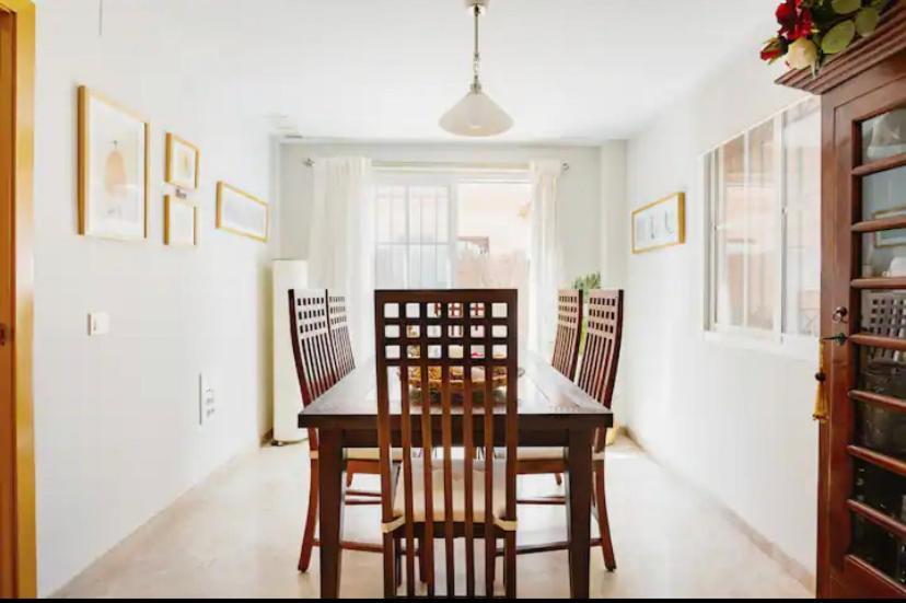 2 La Casa De Marilo Διαμέρισμα Tomares Εξωτερικό φωτογραφία